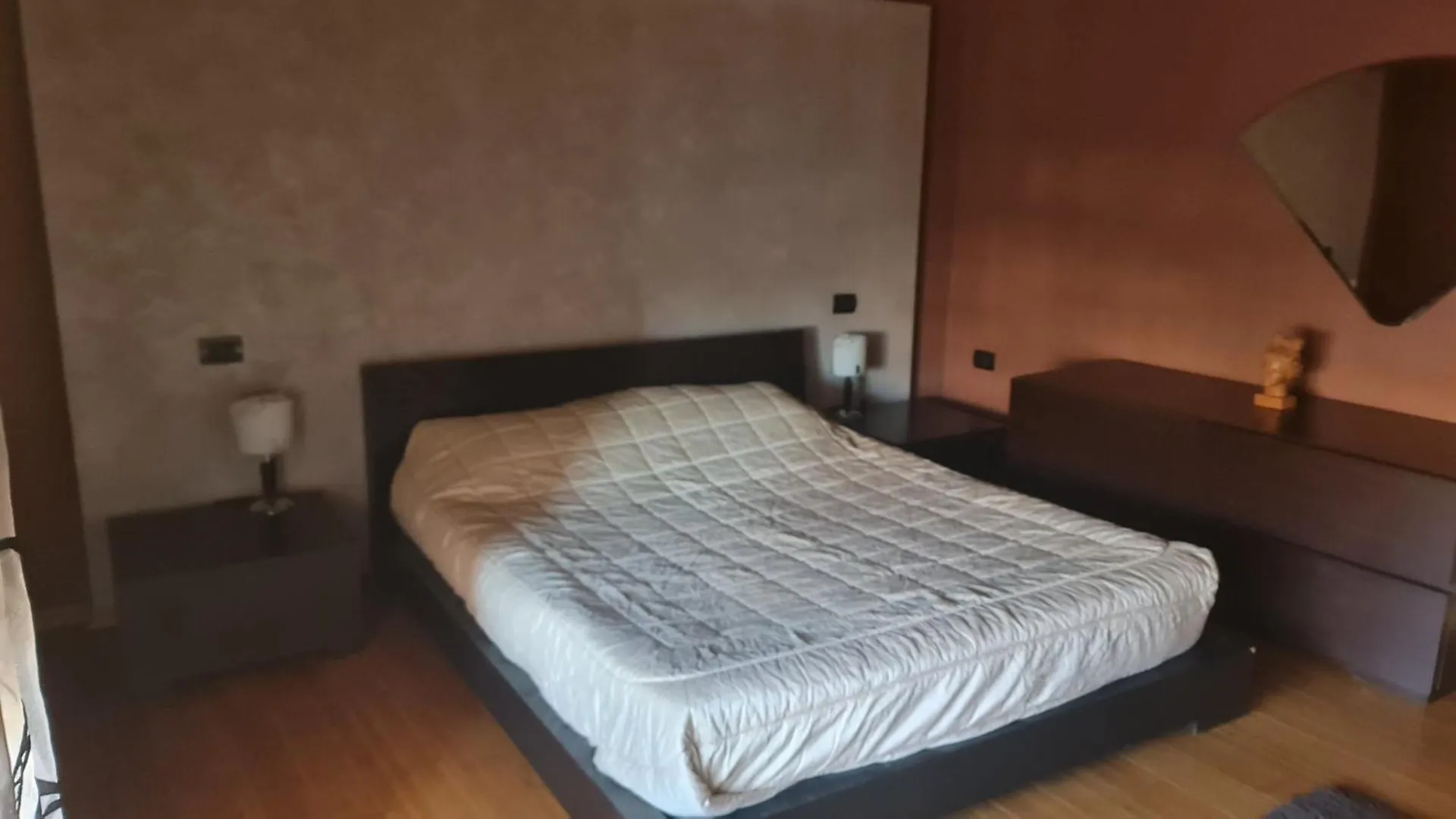 Bajron Apartment Tirana 0*,  Albania